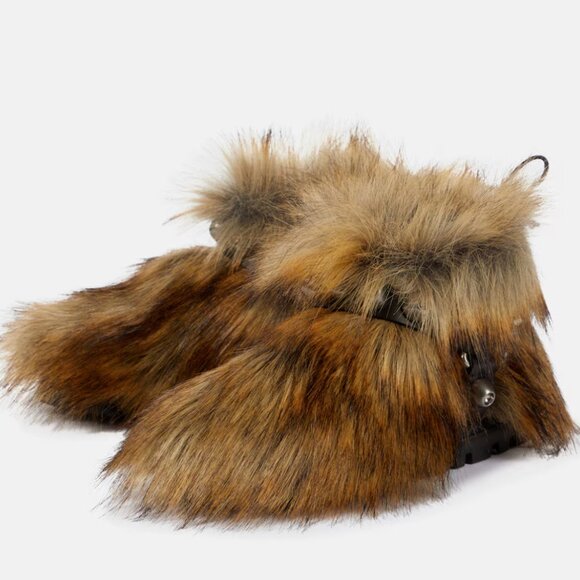 RARE & BNWT Miu Miu Studded ankle faux fur boots, size 37, Made in Italy - Picture 2 of 5